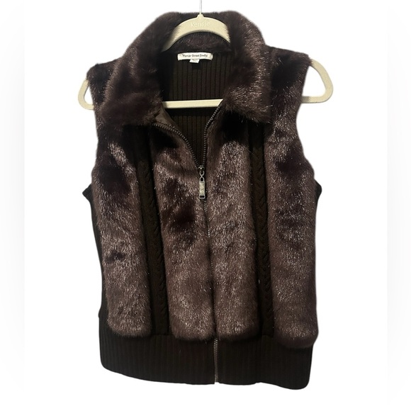 Mercer Street Studio Faux Fur Vest Petite Large Brown  Zip Front Winter Layering - Picture 1 of 6